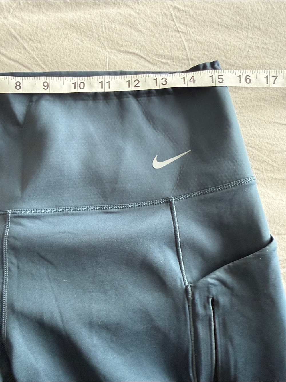 Nike Women's  Blue High-Waist Athletic  Shorts with Side Pockets - Like New - Picture 4 of 5